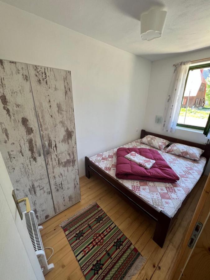 Dormire Apartmans Деревянный коттедж *